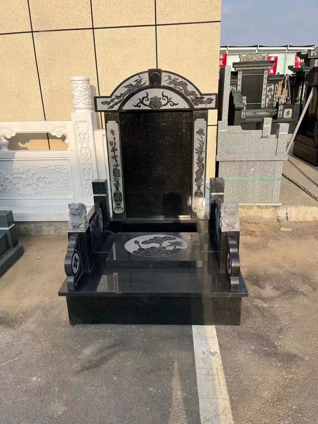 現代山西黑墓碑款式